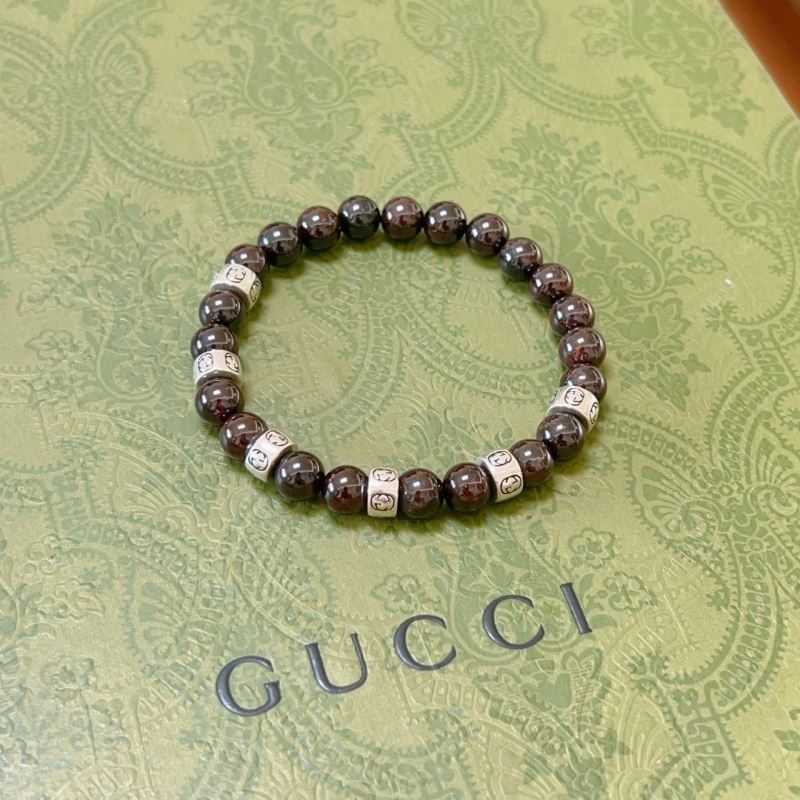 G*u*i bracelets